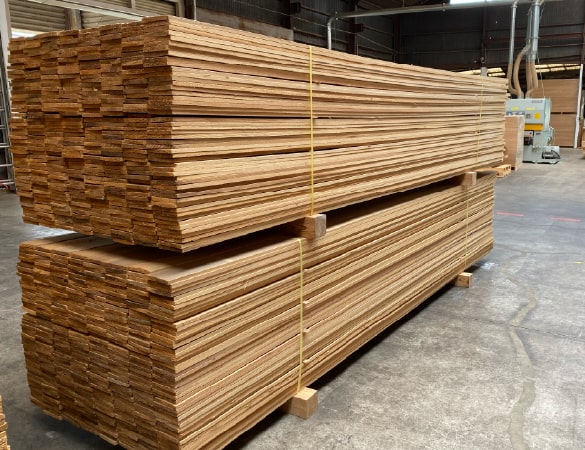 納品された木材